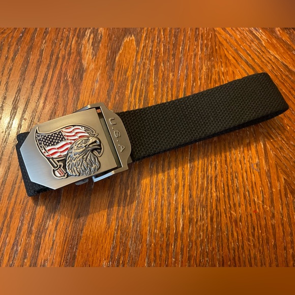 🇺🇸Men’s Silver Eagle & Red White & Blue Flag U.S.A. Buckle Nylon Belt! - Picture 11 of 13